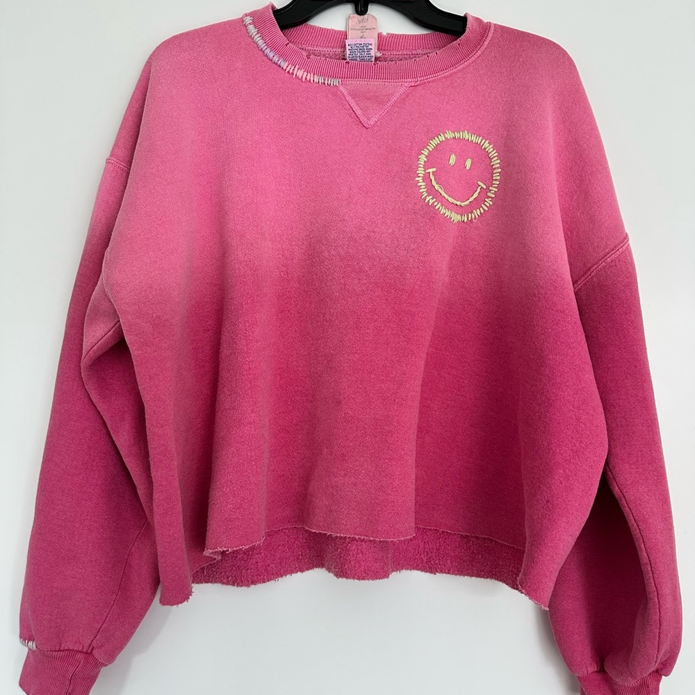 Vintage ombré smiley cropped sweatshirt pink